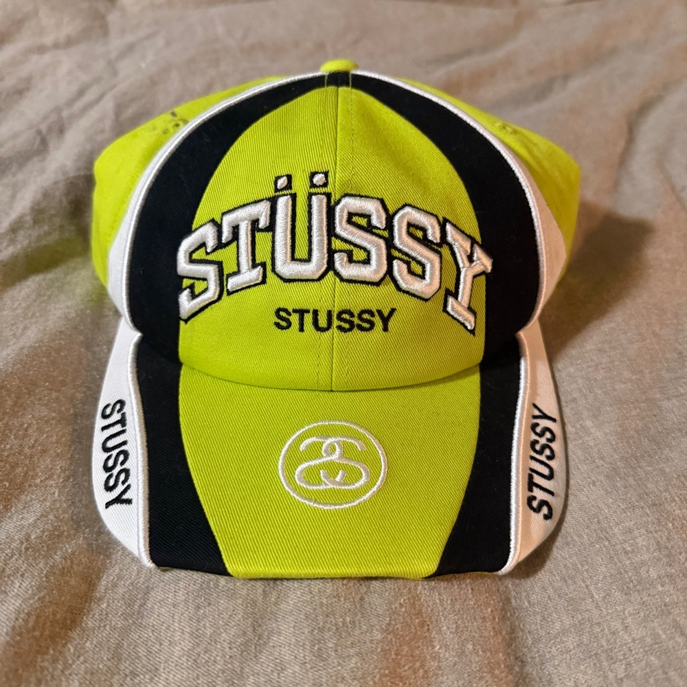 Stussy low pro souvenir strapback lime